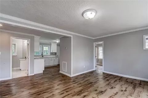 106 Fraley Rd, High Point, NC 27263 photo 6