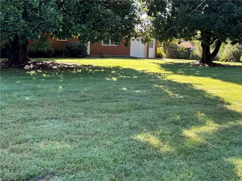 636 County Line Rd, Harmony, NC 28634 photo 7