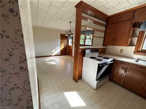 636 County Line Rd, Harmony, NC 28634 photo 21