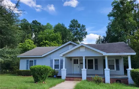 118 Biltmore Dr, Rockingham, NC 28379