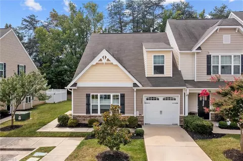 111 Tilleys Grove Dr, Kernersville, NC 27284