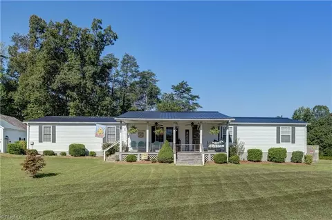 3876 Stoney Creek School Rd, Reidsville, NC 27320