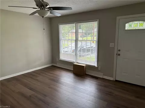 1710 Cedrow Dr, High Point, NC 27260 photo 2