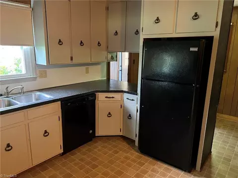 7926 Us Highway 601, Dobson, NC 27017 photo 8