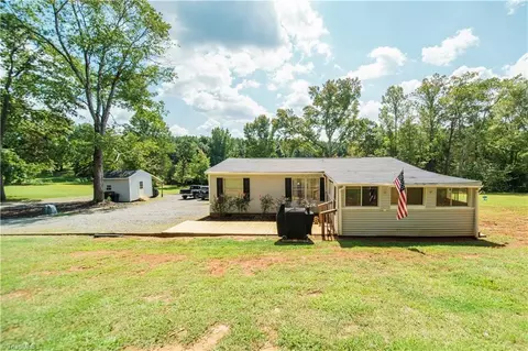 147 Stony Field Trl, Mocksville, NC 27028