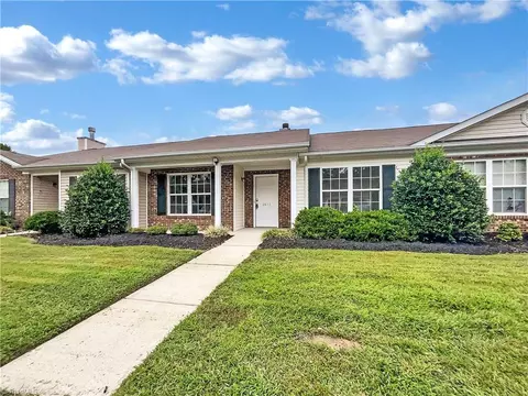 2873 Waterstone Loop, High Point, NC 27265