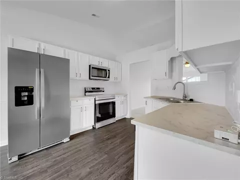 2873 Waterstone Loop, High Point, NC 27265 photo 6