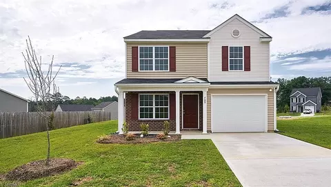 4664 Heatherly Rd #126, Winston Salem, NC 27105