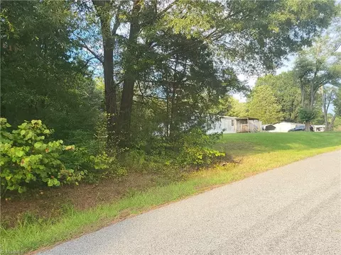 6266 Lowerywood Cir, Trinity, NC 27370 photo 6