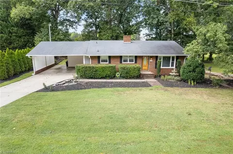 1780 Howe Rd, Kernersville, NC 27284