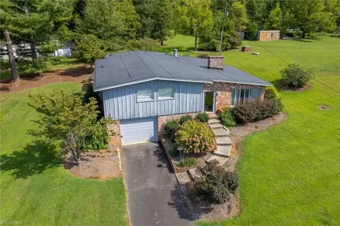 571 Bowers Rd, Lexington, NC 27292