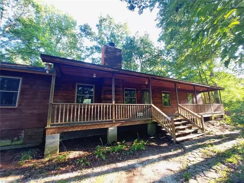 3269 Old Spencer Rd, Archdale, NC 27263