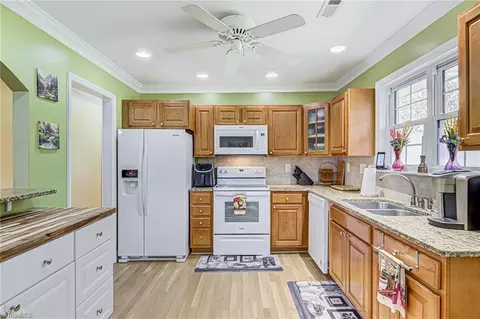 1836 Cude Rd, Colfax, NC 27235 photo 7