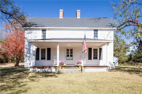 463 Circle Dr, Lexington, NC 27295