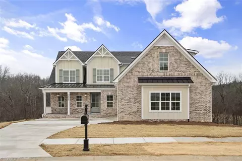 1028 Wood Duck Ln, Winston Salem, NC 27106