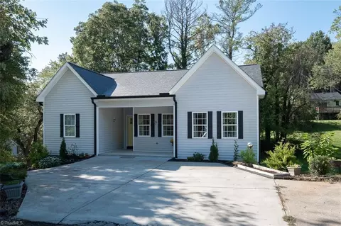 130 Robin Rd E, Elkin, NC 28621 photo 3