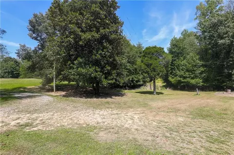 803 Benjamin Rd, Madison, NC 27025 photo 42