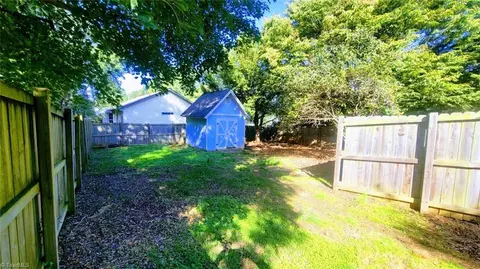 2907 Westgate Dr, High Point, NC 27265 photo 18