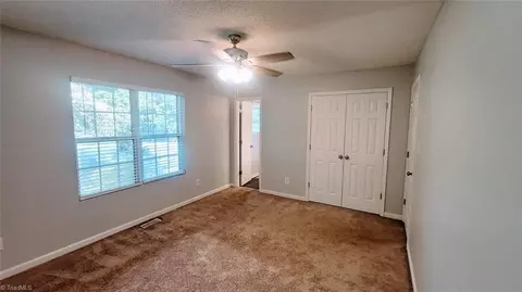 2907 Westgate Dr, High Point, NC 27265 photo 12