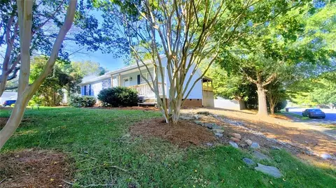 2907 Westgate Dr, High Point, NC 27265 photo 20