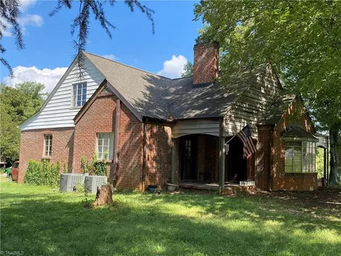 113 King St E, King, NC 27021 photo 44