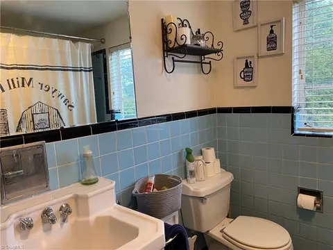 113 King St E, King, NC 27021 photo 30