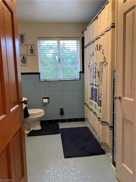 113 King St E, King, NC 27021 photo 31