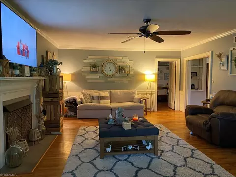 113 King St E, King, NC 27021 photo 8