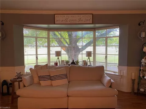 113 King St E, King, NC 27021 photo 9