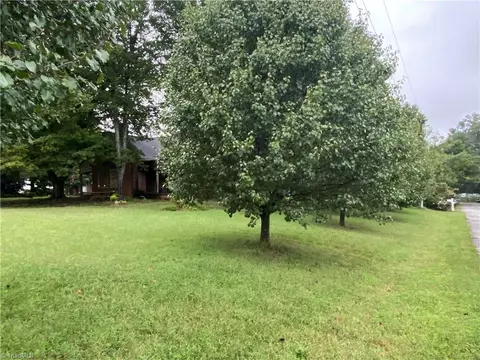 113 King St E, King, NC 27021 photo 50
