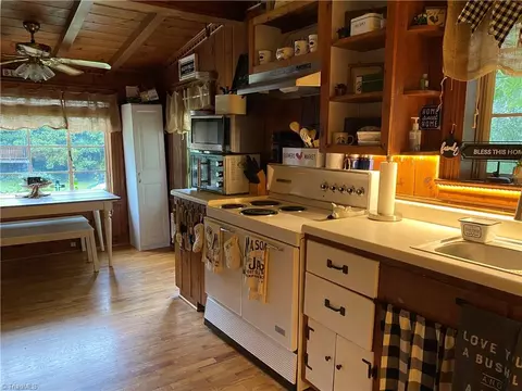 113 King St E, King, NC 27021 photo 24