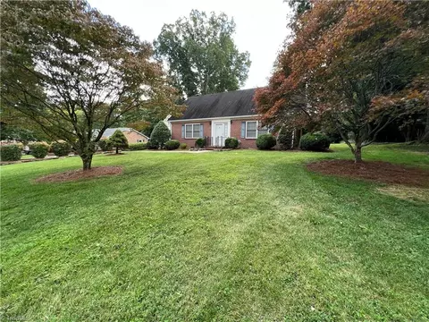 406 Spring St, King, NC 27021 photo 45