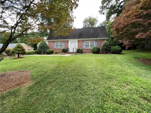 406 Spring St, King, NC 27021 photo 46