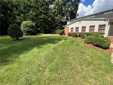 406 Spring St, King, NC 27021 photo 15
