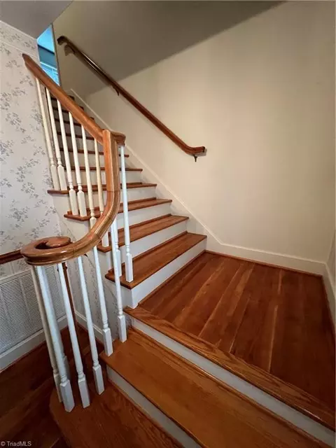 406 Spring St, King, NC 27021 photo 31