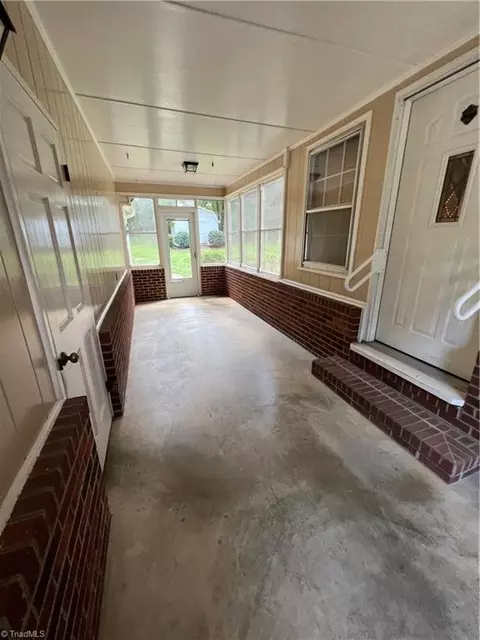 406 Spring St, King, NC 27021 photo 20