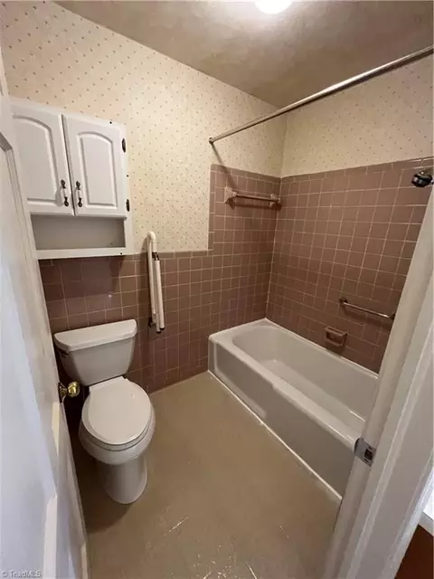406 Spring St, King, NC 27021 photo 35