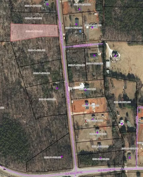 5800 Marshallgate Dr, Winston Salem, NC 27105