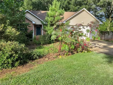 2940 Kecoughtan Rd, Pfafftown, NC 27040