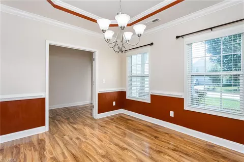 3852 Tonsley Pl, High Point, NC 27265 photo 7