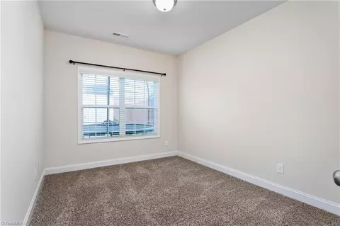 3852 Tonsley Pl, High Point, NC 27265 photo 34