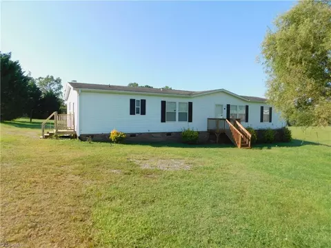 313 Romie Snow Rd, Dobson, NC 27017