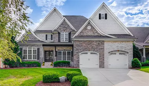 2008 Stratton Hills Ct, Greensboro, NC 27410