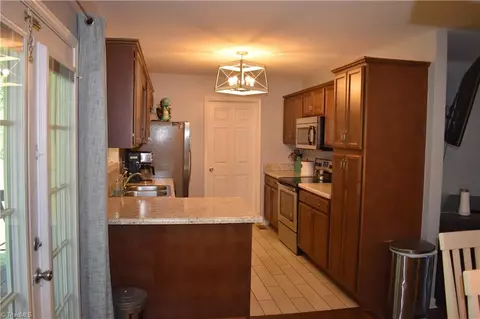 5150 Hilltop Ave, Trinity, NC 27370 photo 10