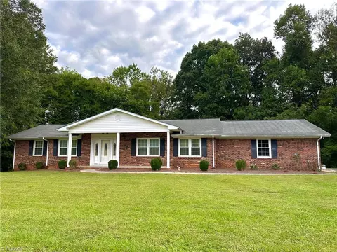 357 Double Creek Rd, Dobson, NC 27017