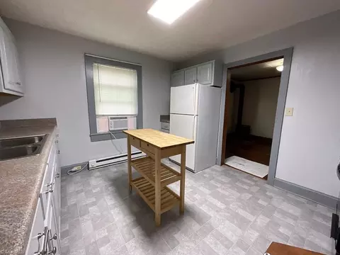 928 Eagle Bottom Rd, Fries, VA 24330 photo 5