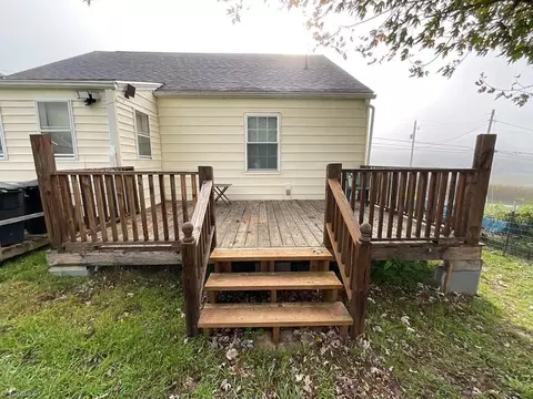 928 Eagle Bottom Rd, Fries, VA 24330 photo 22