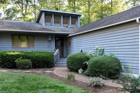 43 Lantern Ln, Lexington, NC 27295
