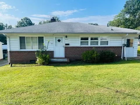 2614 Phillips Ave, Greensboro, NC 27405