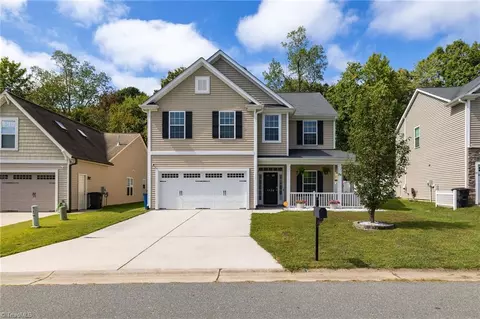 1730 Ridgestone Ln, Kernersville, NC 27284